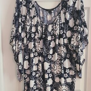 Espresso Black and White Floral Blouse